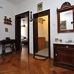 Idyllisches Direkt In Der Altstadt Von Rovinj, 5 Minuten Zum Apartman *