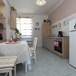 Apartman Idyllisches Direkt In Der Altstadt Von Rovinj, 5 Minuten Zum