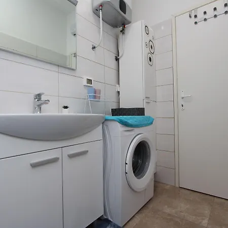 Idyllisches Direkt In Der Altstadt Von Rovinj, 5 Minuten Zum Apartmán *