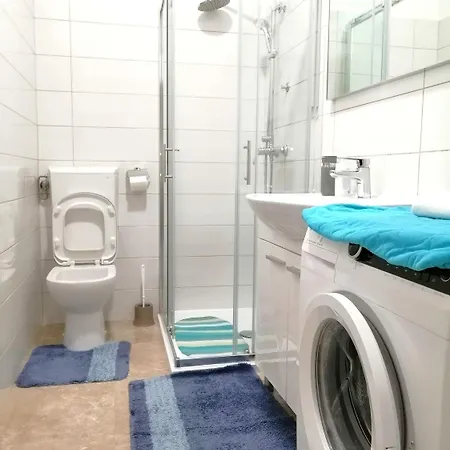 Apartment Idyllisches Direkt In Der Altstadt Von Rovinj, 5 Minuten Zum