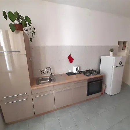 Idyllisches Direkt In Der Altstadt Von Rovinj, 5 Minuten Zum Rovinj